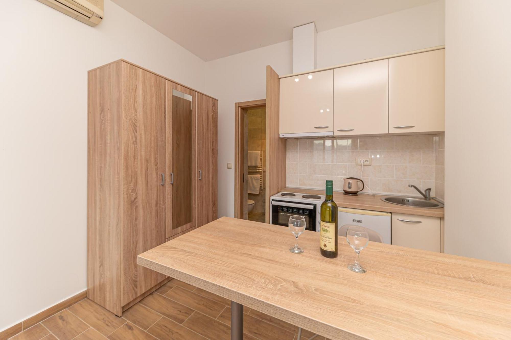 Red Hill Appartement Kotor Buitenkant foto