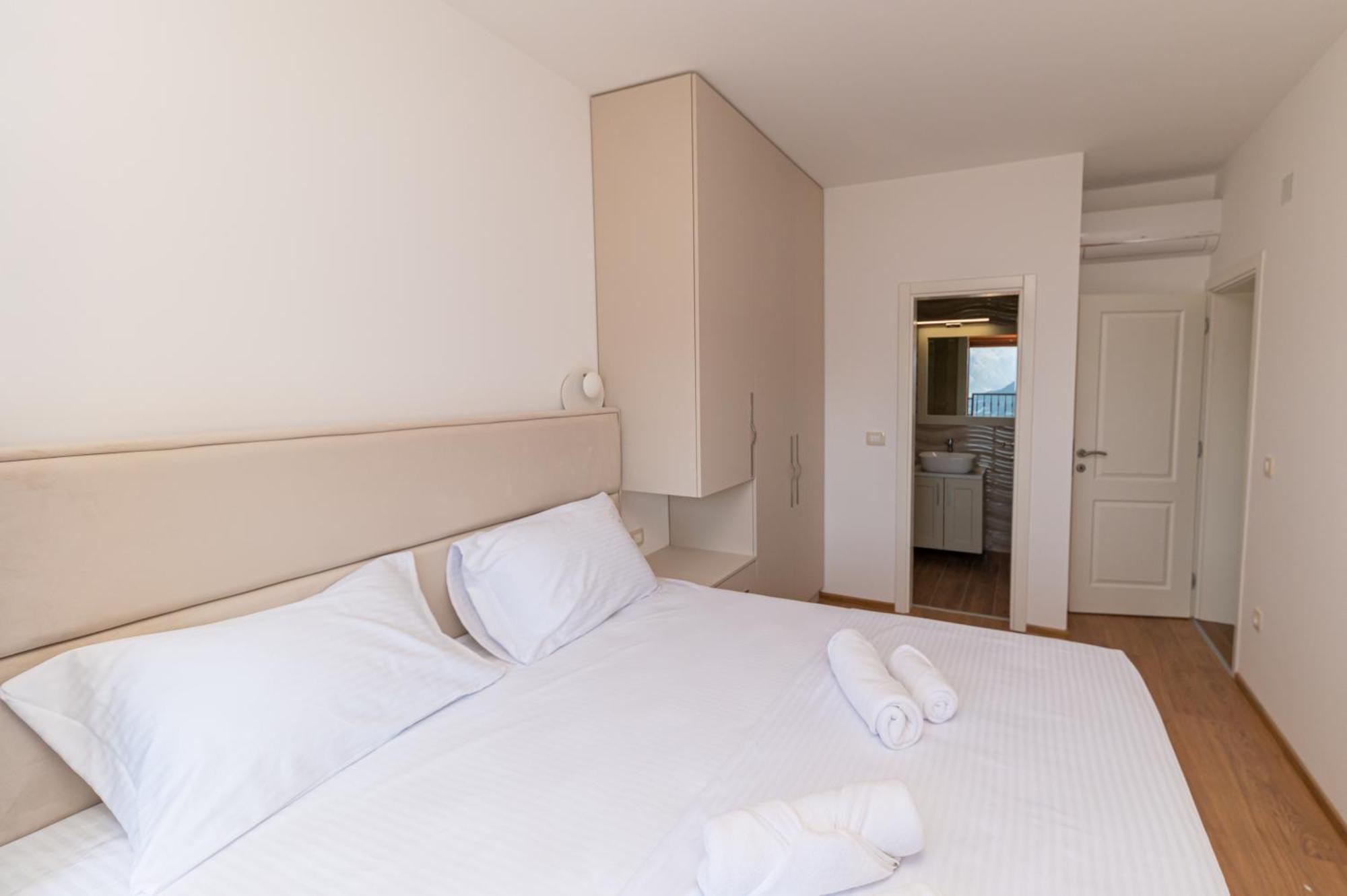 Red Hill Appartement Kotor Buitenkant foto