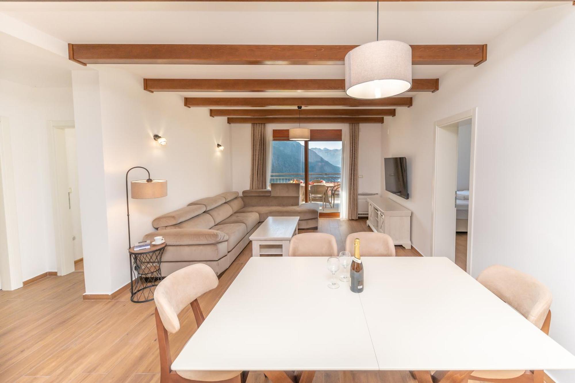 Red Hill Appartement Kotor Buitenkant foto
