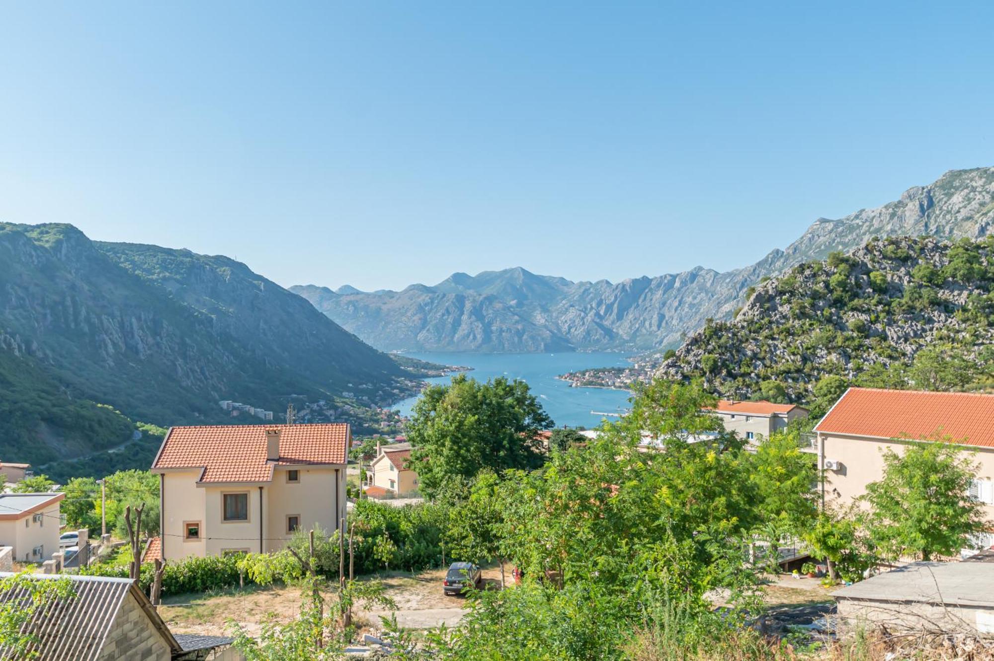 Red Hill Appartement Kotor Buitenkant foto